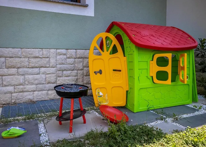 3 Bedroom Lovely In * Kostrena