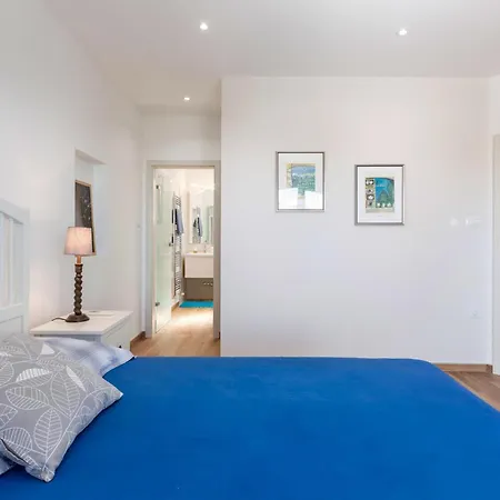 Prázdninový dům 3 Bedroom Lovely In