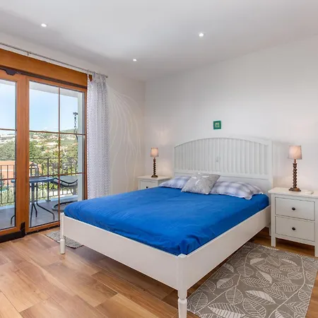 3 Bedroom Lovely In Kostrena