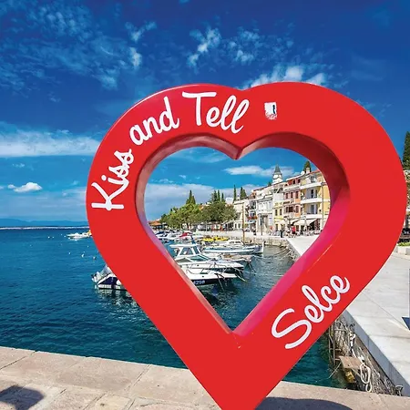 3 Bedroom Lovely In Kostrena